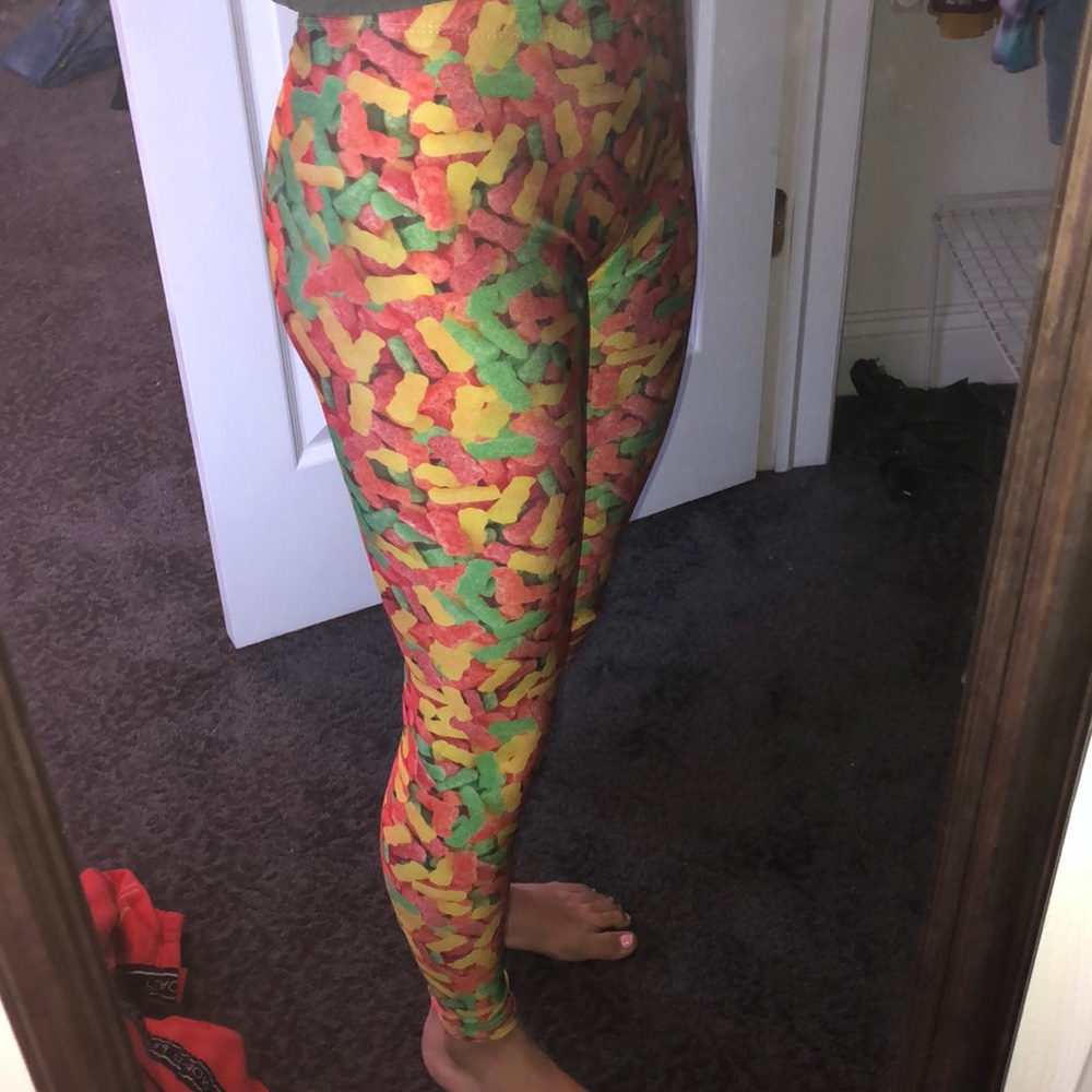 Gummy bear leggings